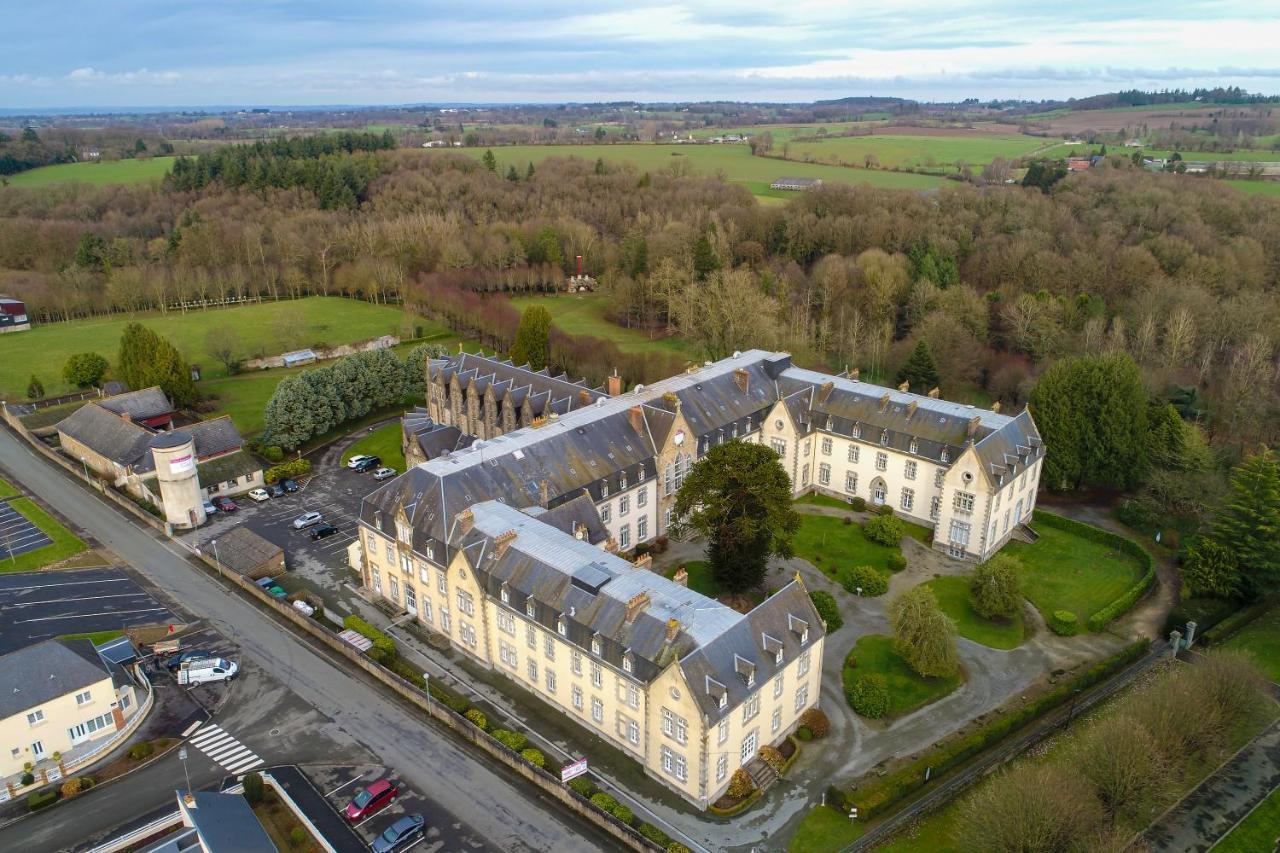 Готель Relais Le Bocage Pontmain Екстер'єр фото